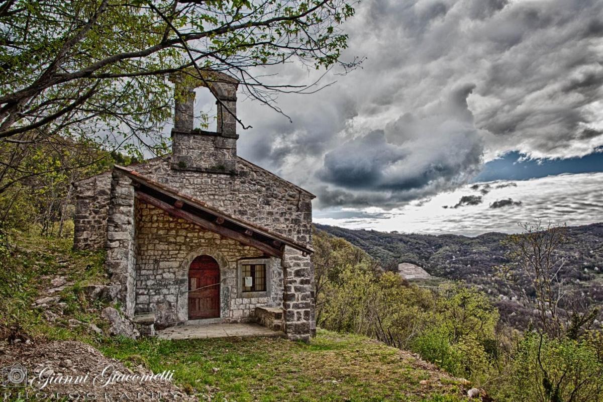 Torre Del Grifone Nel Medioevo Di Cividale Del Friuli Villa Faedis Dış mekan fotoğraf